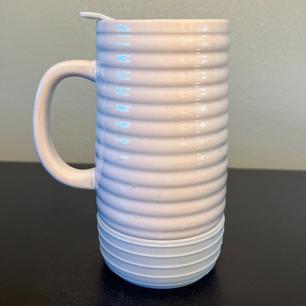 CROFTON White Ceramic Lidded Travel Mug with Mint Green Non-Slip Silicone Bottom - Picture 2 of 11